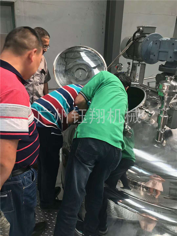 來看看升降式乳化機的設計生產過程【鈺翔】